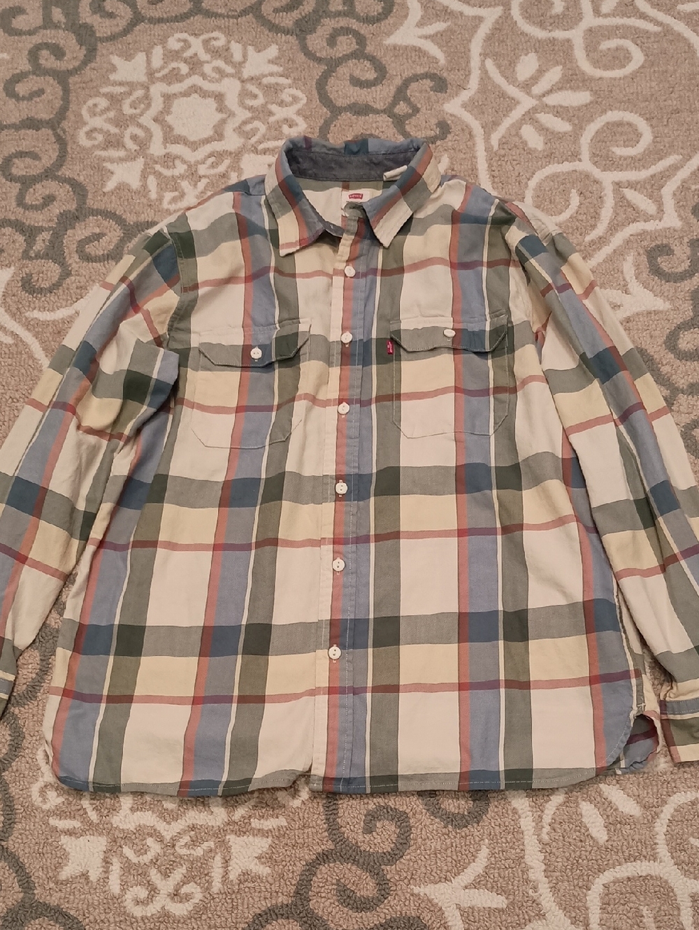 Levi's Men's Plaid Button-Up Shirt in Multicolor
